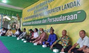 Sukses Pesta Gelar Adat Budaya Robo - Robo