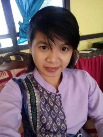 Rudneni Wenny Tumiang, S.Pd