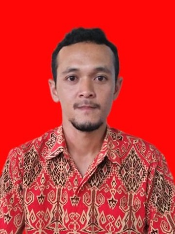 Daniel Sampado, S.Pd