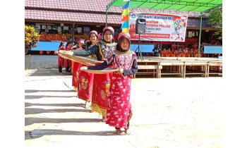 Semarak Sumpah Pemuda Bangkitkan Semangat Kaum Muda SMPN 1 Mempawah Hulu