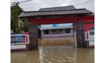 SMPN 1 Mempawah Hulu Terendam Banjir Luapan Sungai Mempawah