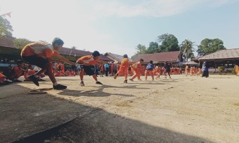 Meriah dan Antusias, Para Siswa Ikuti Lomba 17 Agustusan